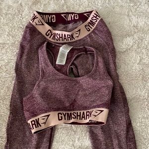 COPY - Small Gymshark flex sports bra and matching leggings color is a purple b…